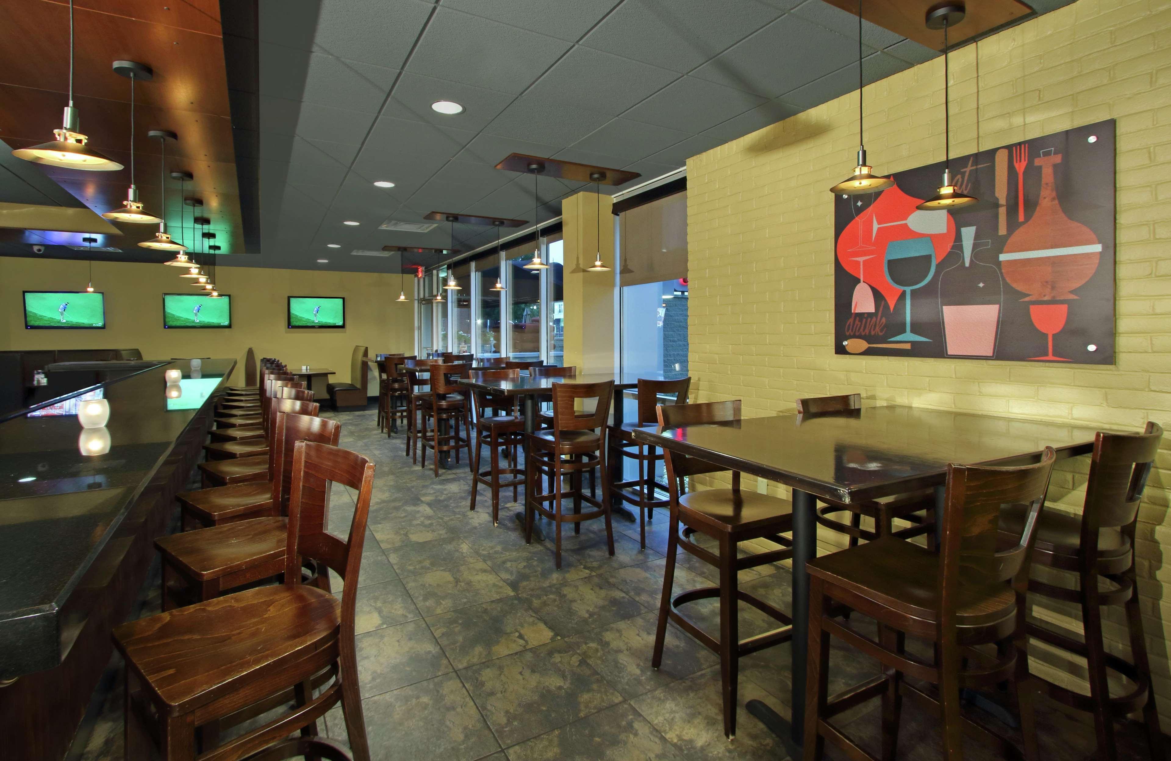 Doubletree By Hilton Newark Hotel Bagian luar foto